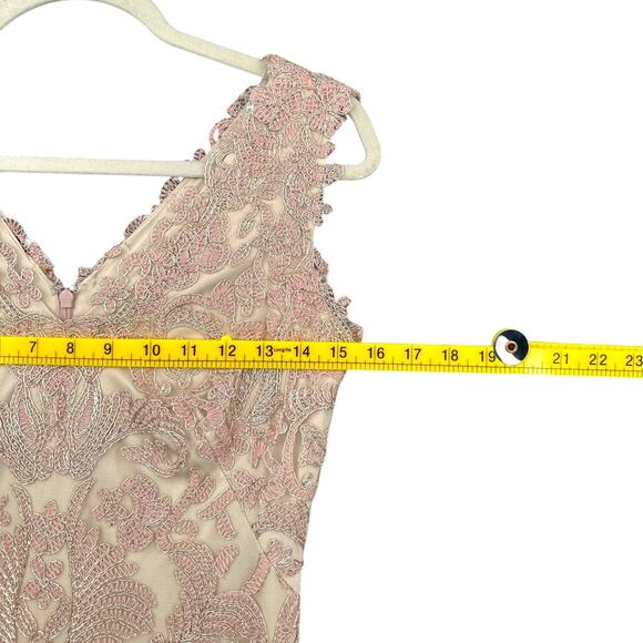 Tadashi Shoji Beige Pink Embroidery Lace V-Neck‎ Sleeveless Cocktail Dress 2 - Picture 7 of 8